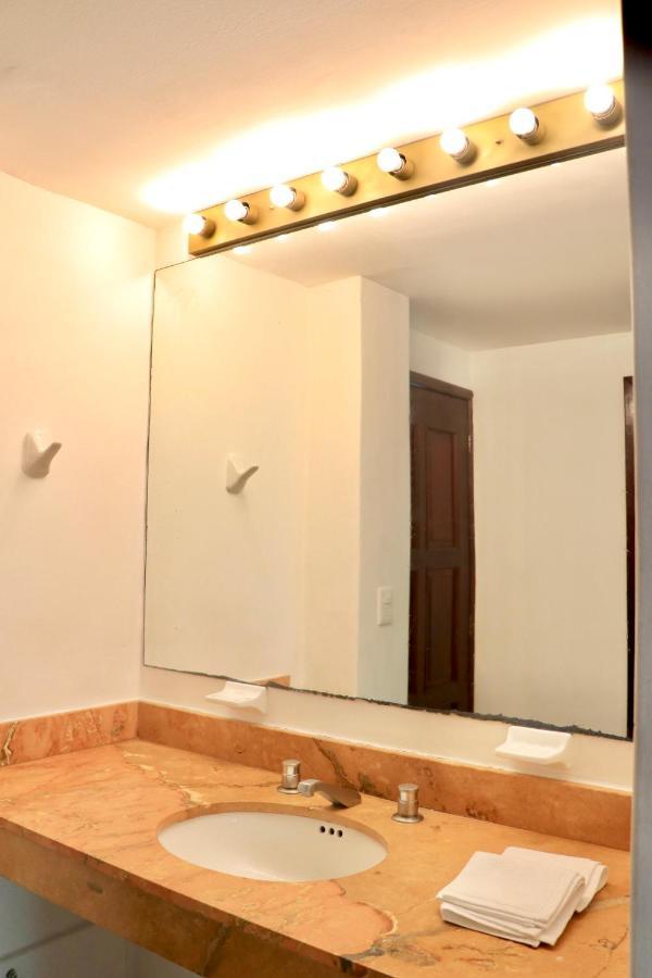 10 Avenue, 1 Min Walking To The 5 Av & 4 Apartamento *