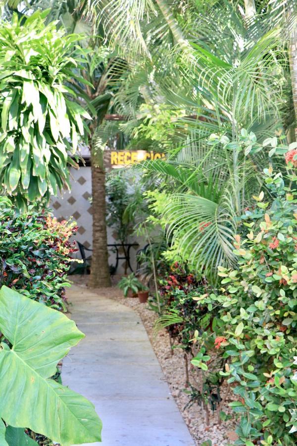 Apartamento 10 Avenue, 1 Min Walking To The 5 Av & 4